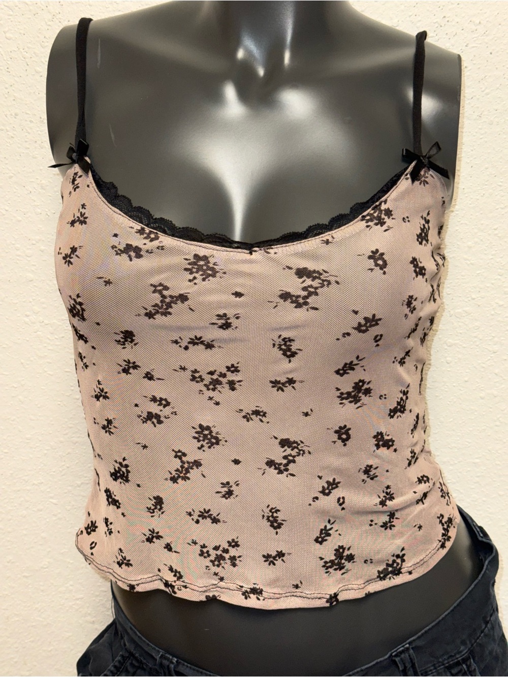 Delicate Pink Floral Lace-Trim Camisole